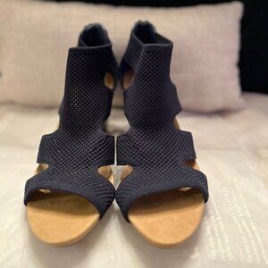Alfani Step Flex Pennii Wedge Navy Sandal Size 8.5 - NEW